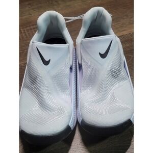 Nike Go FlyEase White Black Hands Free Slip On Sneakers DR5540-102 Womens 6.5